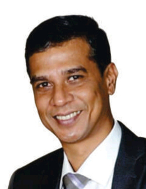 Dr.-R-Ravindra (2) Dr.-R-Ravindra (2)